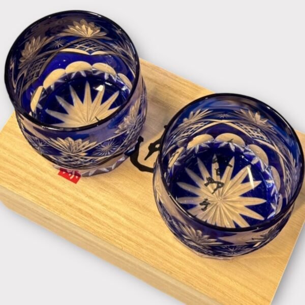 古董 古玩 收藏 擺設 禮品 江戶切子玻璃杯 日本切子杯 全新江戶切子 江戶切子禮盒 日式清酒杯 日本威士忌杯 藍色切子杯 日本手工玻璃 收藏級玻璃杯 日本傳統工藝品