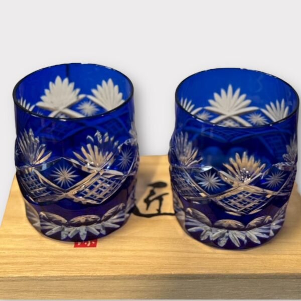 古董 古玩 收藏 擺設 禮品 江戶切子玻璃杯 日本切子杯 全新江戶切子 江戶切子禮盒 日式清酒杯 日本威士忌杯 藍色切子杯 日本手工玻璃 收藏級玻璃杯 日本傳統工藝品