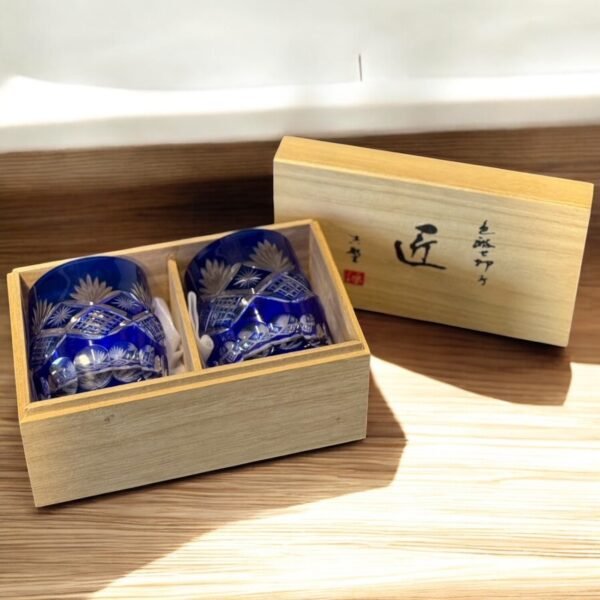 古董 古玩 收藏 擺設 禮品 江戶切子玻璃杯 日本切子杯 全新江戶切子 江戶切子禮盒 日式清酒杯 日本威士忌杯 藍色切子杯 日本手工玻璃 收藏級玻璃杯 日本傳統工藝品