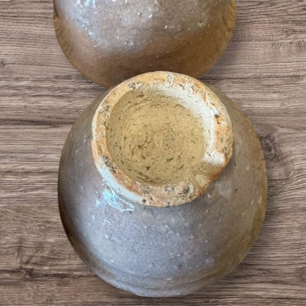 古董 古玩 收藏 拍賣 日本萩燒茶杯 侘寂風陶杯 柴燒陶器茶具 手工拉胚茶盞 日本茶道器具 日式陶杯組 日本手作茶器 萩燒五入組 傳統柴燒茶杯 日本茶文化陶瓷