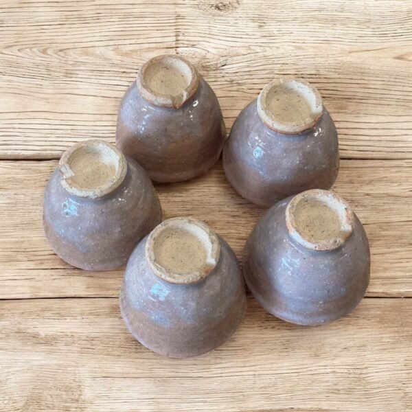古董 古玩 收藏 拍賣 日本萩燒茶杯 侘寂風陶杯 柴燒陶器茶具 手工拉胚茶盞 日本茶道器具 日式陶杯組 日本手作茶器 萩燒五入組 傳統柴燒茶杯 日本茶文化陶瓷