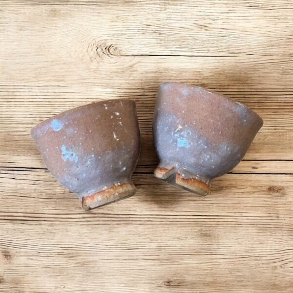 古董 古玩 收藏 拍賣 日本萩燒茶杯 侘寂風陶杯 柴燒陶器茶具 手工拉胚茶盞 日本茶道器具 日式陶杯組 日本手作茶器 萩燒五入組 傳統柴燒茶杯 日本茶文化陶瓷