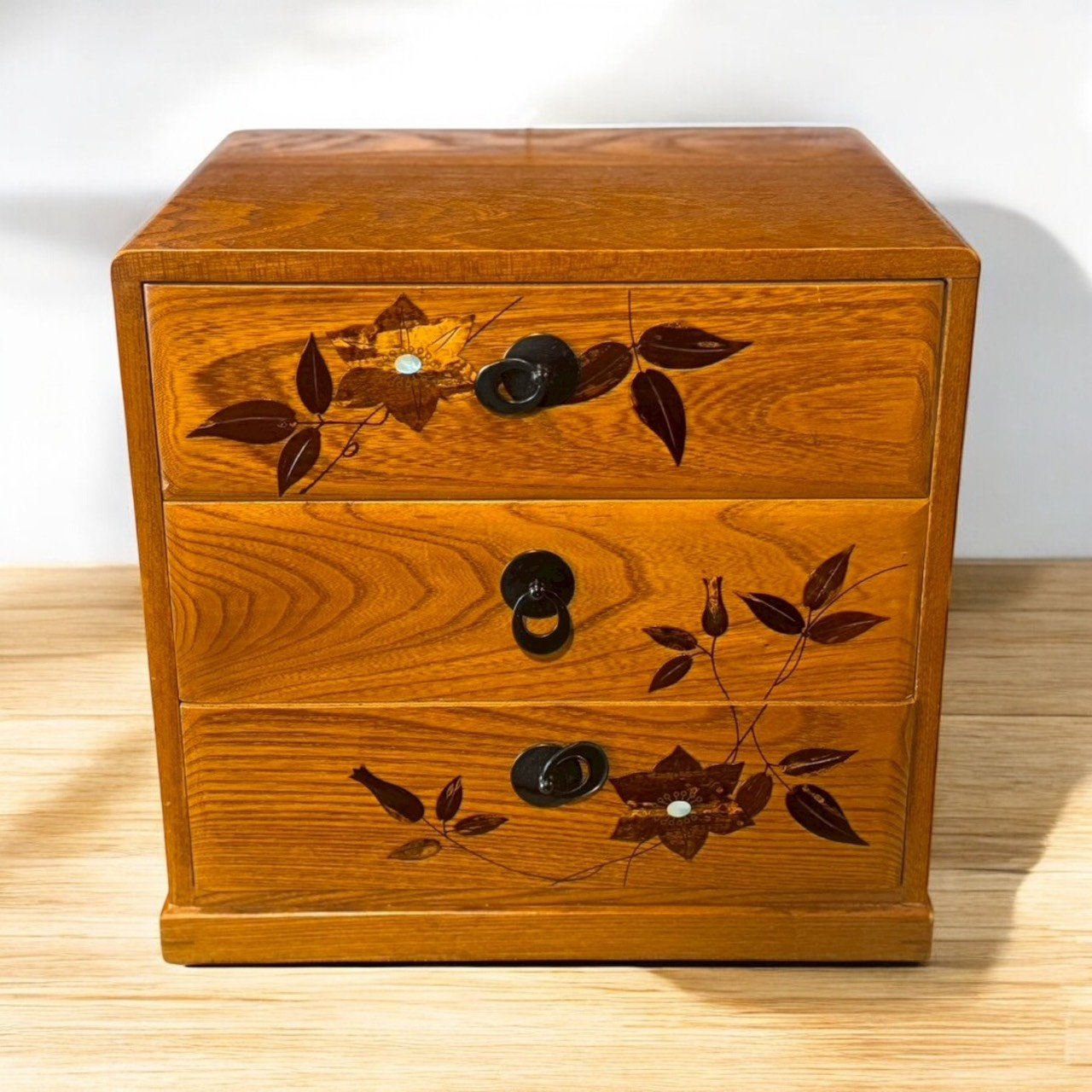 日本三層抽屜櫃日本實木製鏤嵌螺鈿工藝三層抽屜櫃| 大行日本藝術