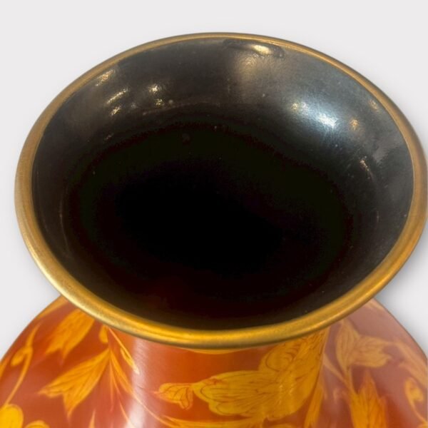 古董 古玩 古物收藏 日本花器 瑞香款陶器 手繪陶瓶 紅底黃花花瓶 昭和時期陶器 日本古董花瓶 和風插花瓶 日式陶藝收藏 傳統陶瓷擺飾 古董裝飾花器