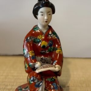 古董 古玩 古物收藏 日本陶瓷圓盤 手繪鳥紋盤 日式陶器餐具 日本古物陶盤 民藝風餐盤 和風陶製小皿 飛鳥圖案陶瓷 日式點心盤推薦 日本手工餐具 古董風陶藝收藏