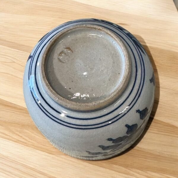 古董 古玩 古物收藏 拍賣 日本老件青花碗 日本手繪青花杯 釉下彩花枝紋 老件茶杯湯吞 日式多用途小碗 青花瓷收藏 日本古董食器 日式餐桌擺盤 日本茶席用杯 老件和風餐具