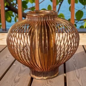 古董 古玩 收藏 大行日本藝術倉儲 日系竹籠花器 鍍金金屬花瓶 日本風格桌面擺飾 光影線條花器 乾燥花花器推薦 日式家居陳列 金屬編織造型花器 北歐混和風花瓶 老件花器擺飾 室內設計搭配花器