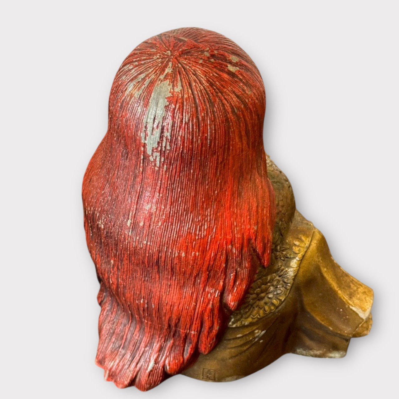 古董 古玩 收藏 大行日本藝術倉儲 日本昭和銅雕 紅髮童子像 青銅合金雕像 手繪彩漆和服 日式人物雕塑 昭和時代藝術品 老件銅像收藏 和風擺設擺件 玄關端景擺飾 日本古物雕像