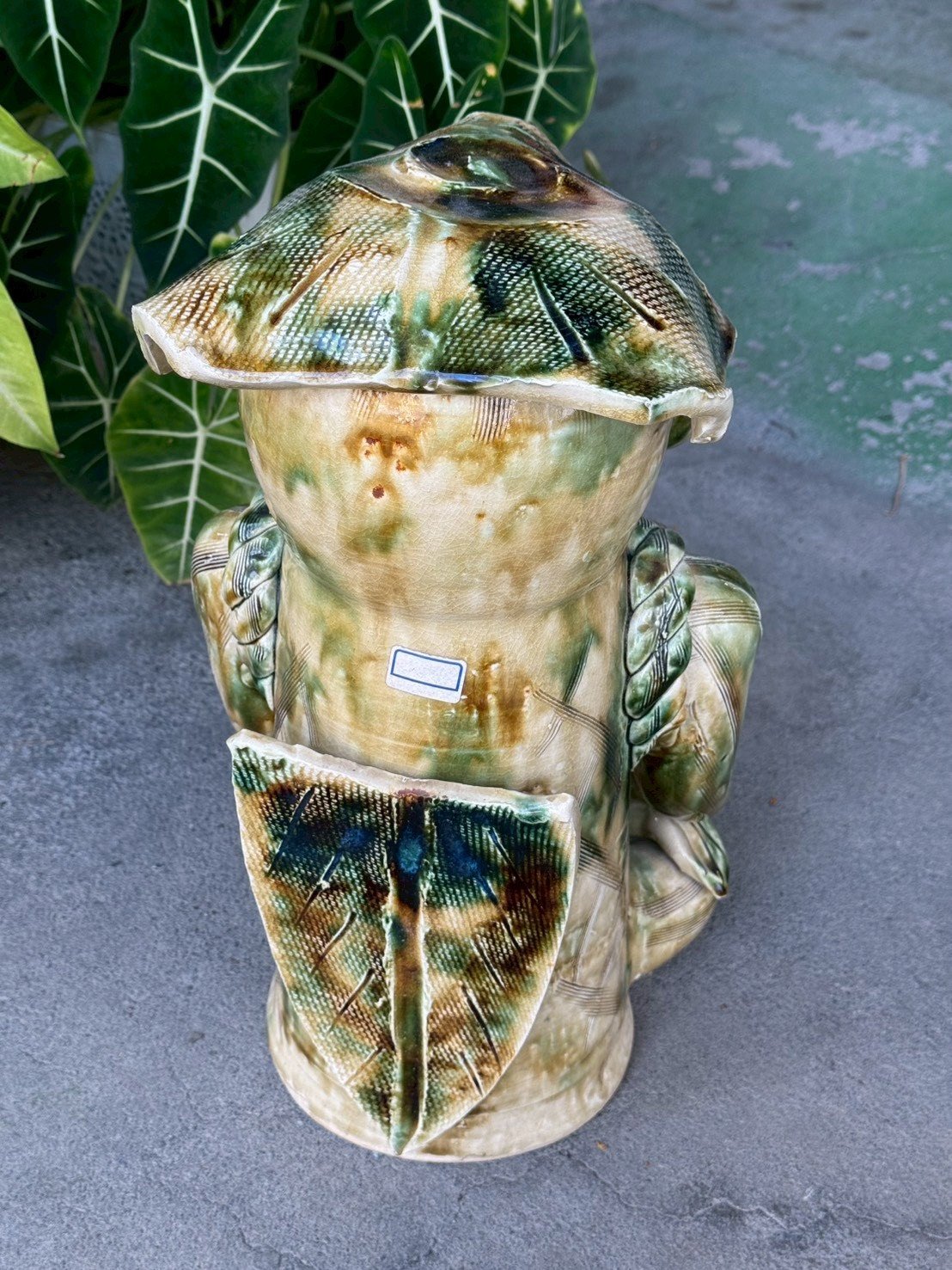 古董 古玩 收藏 大行日本藝術倉儲 日本昭和期河童擺件 河童陶製擺飾 日本妖怪陶偶 昭和復古陶器擺件 日本民藝陶製擺飾 河童立體雕塑 和風角色擺件 居酒屋裝飾擺件 日式店面佈置公仔 昭和風收藏擺件