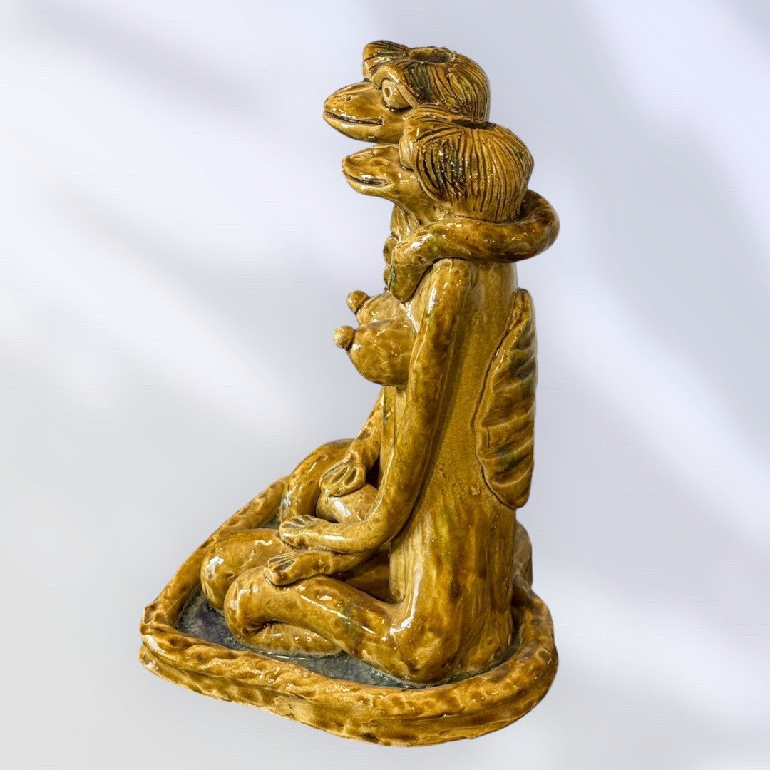 古董 古玩 收藏 大行日本藝術倉儲 日本昭和期河童擺件 雙人河童陶藝 河童陶製雕塑 日本妖怪陶偶 昭和復古陶藝擺件 日本民藝陶製擺飾 和風妖怪擺件 居酒屋裝飾擺件 日式店面佈置公仔 昭和風收藏擺件