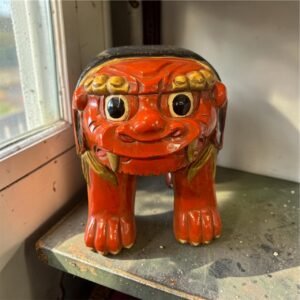 古董 古玩 收藏 大行日本藝術倉儲 日本古董日本昭和時期古物,日 本獅子神獸 日本獅子舞獅子頭 日本木雕擺件 日本鎮宅擺飾 日本招財擺飾 日本民藝收藏 花台座台 日本神社古物