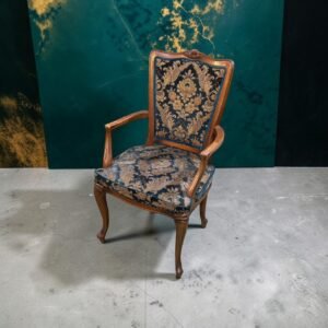 日本Maruni家具 Maruni木工扶手椅 日本古典家具 日本老家具 古典織花扶手椅 日本復古單椅 HIROSHIMA JAPAN家具 歐式古典扶手椅 日本中古家具 復古家具擺設 古董 古物 收藏 大行日本藝術倉儲