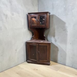 日本昭和老家具 日本轉角展示櫃 日本古典木櫃 日本玻璃展示櫃 昭和復古家具 歐式古典展示櫃 日本木製收納櫃 茶器展示櫃 古民家家具 日式復古空間擺設 古董 古物 收藏 大行日本藝術倉儲